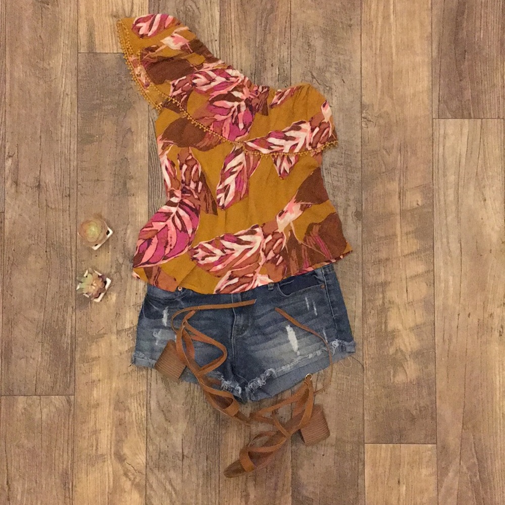 Mossimo tropical one shoulder top S